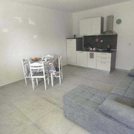 Apartment Nikolena Rovinjsko Selo Εξωτερικό φωτογραφία