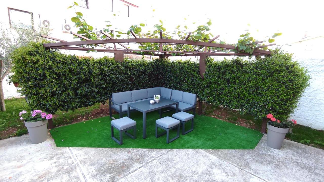 Apartment Nikolena Rovinjsko Selo Εξωτερικό φωτογραφία