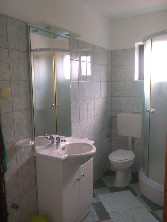Apartment Nikolena Rovinjsko Selo Δωμάτιο φωτογραφία